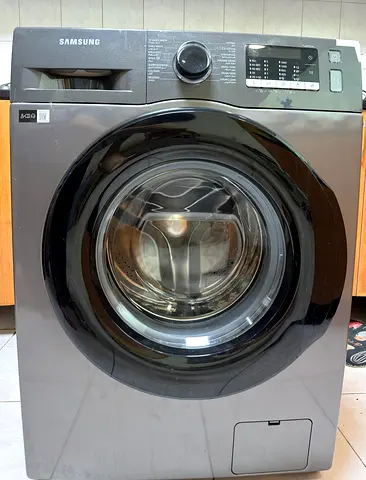 Samsung 8KG Front Load Washing Machine – Excellent Condition – AED 850
