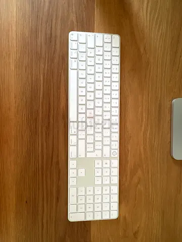 Apple Wireless Magic Keyboard with Numeric Keypad and Touch ID - White (Used once)