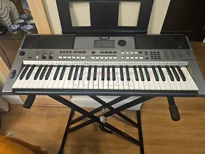Yamaha Portable Keyboard PSR-E443 – Good Working Condition
