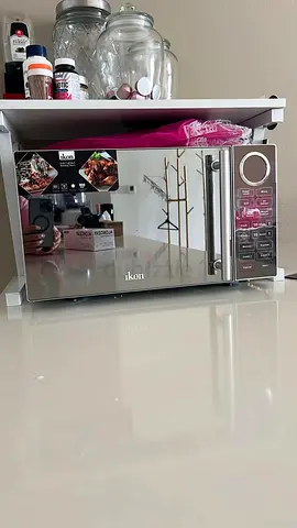 Ikon countertop microwave in good working condition