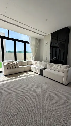 Large L-shaped Cream Fabric Sofa – Spacious 8-seater, Good Condition