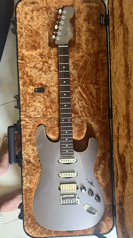 Fender Aerodyne Special Edition MIJ