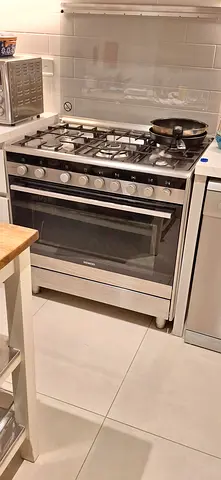 Siemens Full Gas Cooker 90cm Latest Version Barely Use