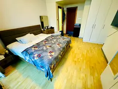 FEMALE ONLY PRIVATE LUXURY ROOM AVAILABLE FOR RENT SILICON OASIS