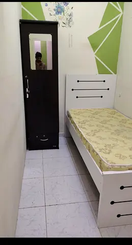 Partition room Al Warqa 1