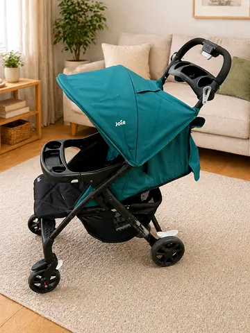 Joie lightweight baby stroller in good condition