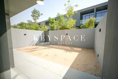 Statement Residence Set Within a Nature-Driven Master Community | Resale