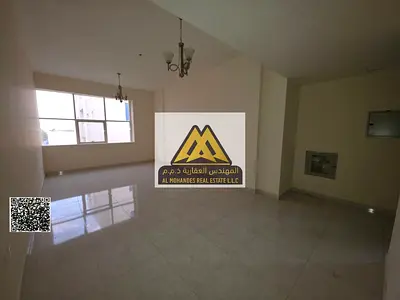 استوديو في الحميدية عجمان شارع الجامعة، مساحة كبيرة جدًا، مطبخ شبه منفصل، حمام كبير. 20,000 درهم سنويًا، 4 دفعات، موقع مميز.