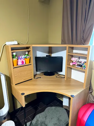 IKEA MICKE corner workstation desk (brown).