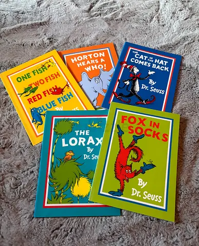 Set of 5 Dr. Seuss Childrens Books