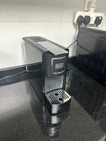 Black+Decker Single-Serve Coffee Maker machine - 1month