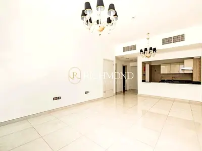 Amenities | Tenanted | Large Layout