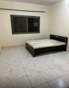 Room space available for a male in Mankhool from 1st May