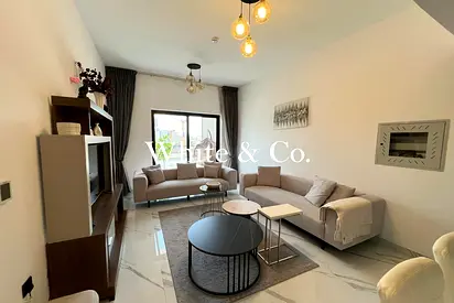 Chiller Free | Spacious | 6 Chqs | Modern