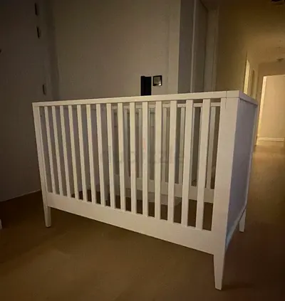 White Crib (Crate  Barrel) - Good Condition