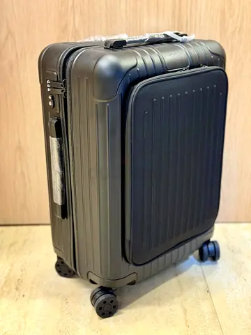 RIMOWA Essential Sleeve Cabin suitcase