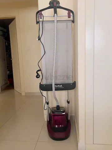 Tefal Vertical Garment Steamer - Good Working Condition