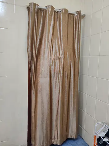 4 pieces Curtain - Good Condition