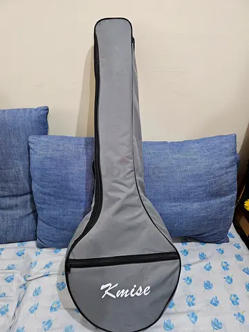 Kwise padded soft case / gig bag for acoustic guitar - good condition