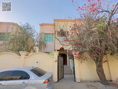 Villa For rent :  Al Muwaihat 3  5 bedrooms, a hall, a sitting room, and a dining room Asking price:  85000  للأيجار فيلا المويهات 5 غرف وصاله ومجلس