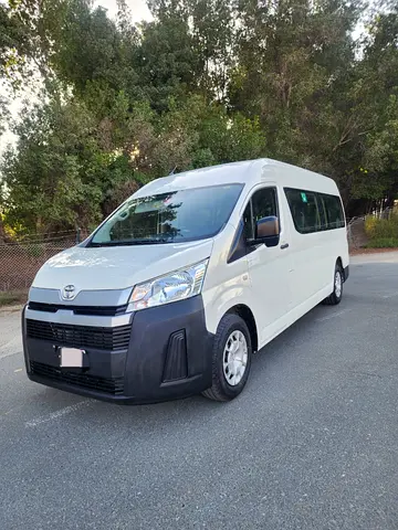 Toyota Hiace GLX 2021 - GCC Specs - Excellent Condition