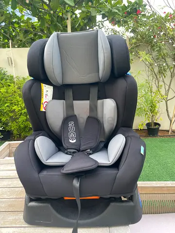 MOON Baby Car Seat – Excellent Condition, Lightly Used