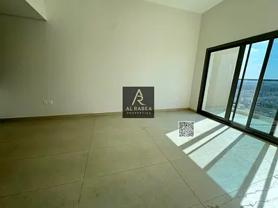 شقة غرف وصالة مع مخزن كبير في برج الجاردين - طابق مرتفع - شامل المرافق