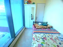 Partition Room In front of Metro