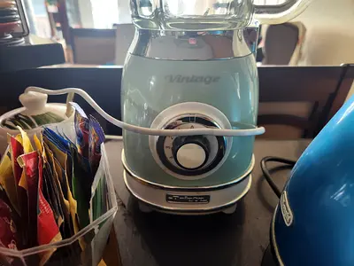 2-in-1 Blender  Juicer – perfect for quick smoothies  fresh juice at home