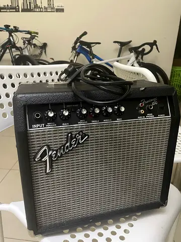Fender 15g Frontman Guitar amp