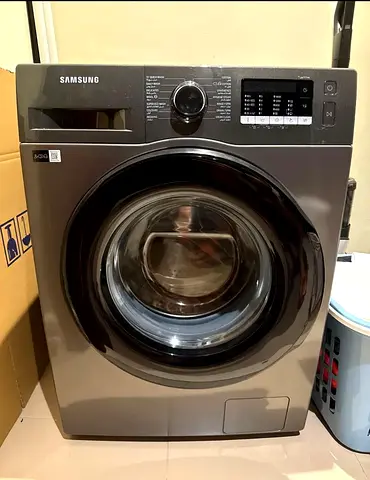 Samsung washing machine 8 kg same like a new condition