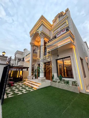 Luxury villa in Al Heliu 2 facing park, 6 master beds, 4200 sq.ft, classic design, AED 2.25M negotiable