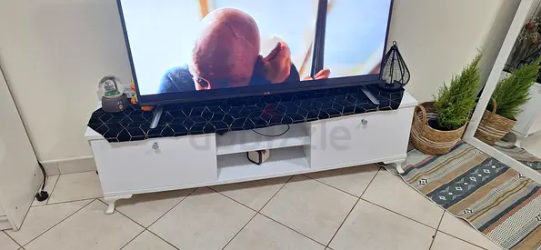 Tv unit
