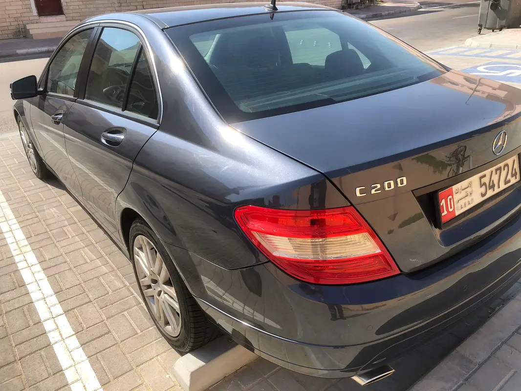 Mercedes-Benz C-Class 2009 — photo 1 of 15