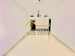 Luxurious / Hot Spacious 2BHK Park near Mosque Available Prime location Ready to move