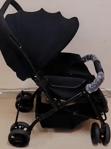 Lightweight Black Standard Stroller in Good Condition