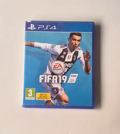FIFA 19 (PS4) - Original Disc in Case