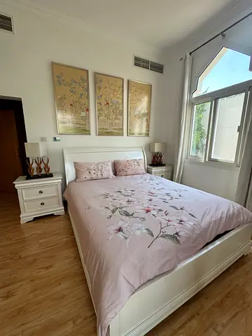 Gorgious Room in a Beautiful Villa Jumeirah1