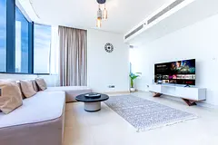 Luxury 2-Bedroom Apartment in Difc | Skyline Views