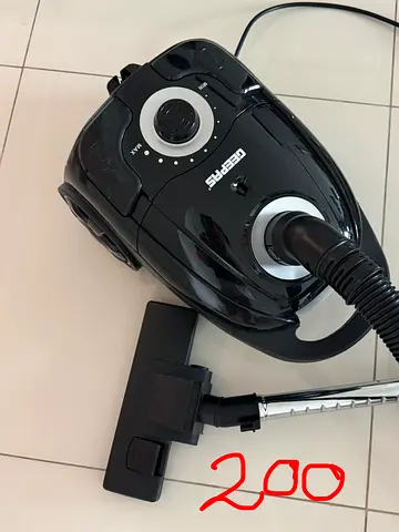 GEEPAS Canister Vacuum Cleaner - Good Working Condition