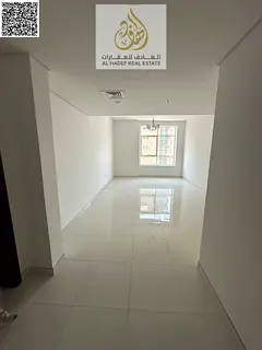 1 Bedroom Hall | 2 Bathrooms | AC by Owner | Very Large Kitchen | Central Gas | Built-in Wardrobes |