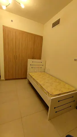 Bedspaces near souq extra DSO
