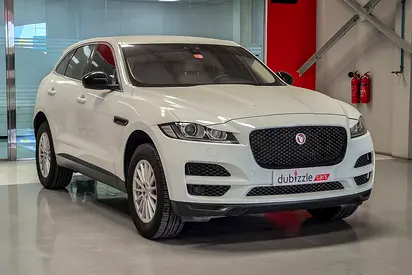 2019 Jaguar F-PACE photo 1