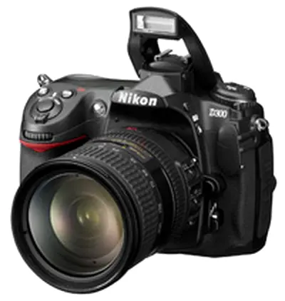 Nikon D300 DSLR Camera with AF-S Nikkor Zoom Lens (Good Working Condition)