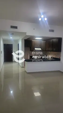 Vacant |Bright High Floor Studio | Prime Location