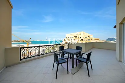 HOT SALE | Magnificent Apartment | Upgraded Kitchen