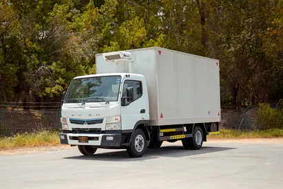 Mitsubishi Canter Chiller | Diesel | GCC Specs | Ref#M41016