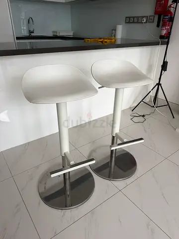 Set of 2 White Adjustable Swivel Bar Stools with Footrest
