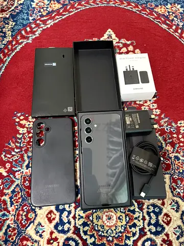 Samsung S24FE Jet Black 256GB Mint condition for sale