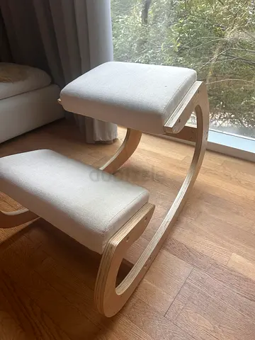 Ergonomic Kneeling Chair / Stool in Light Wood with Cream Upholstery